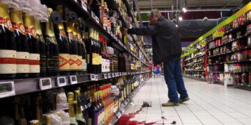 Ar reikia atlyginti už parduotuvėje sudaužytą prekę?