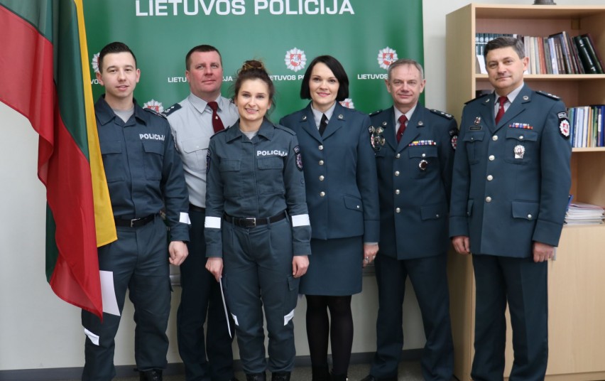 Marijampolės Apskrities Policijos Kolektyva Papildė Trys Nauji Pareigunai Suduvos Gidas