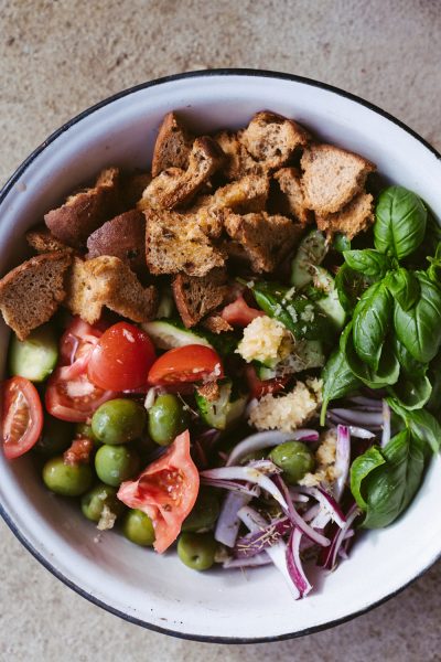 Duonos salotos Panzanella