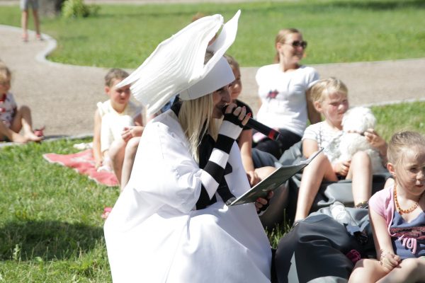 Skaitymai vaikams Vytauto parke