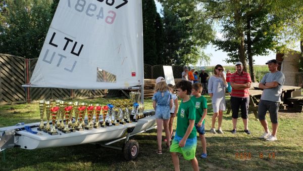 Vilkaviškio rajono savivaldybės buriavimo regata mero taurei laimėti
