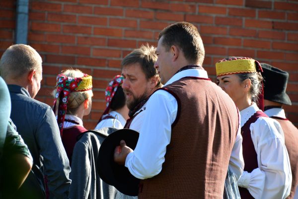 medžio drožėjų pleneras Baraginėje