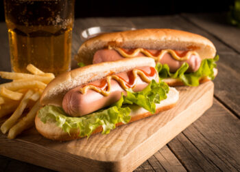 Vasariška vakarienė už eurą: šie dešrainiai sužavės visus