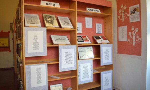 Paroda „Metų grafika“ su jos autore Laura Čiuteikiene