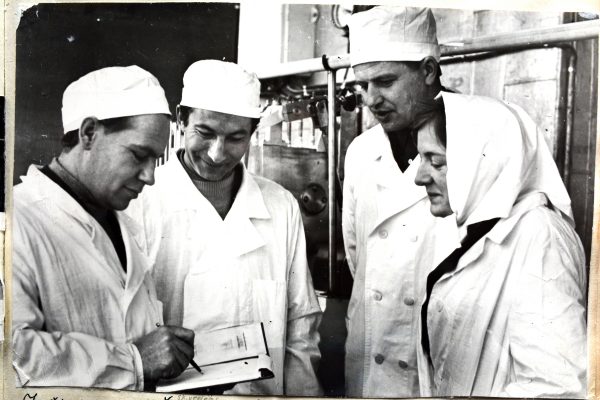 J. Šolys, R. Maršalka, S. Žiūrys, S. Surdokaitė linijos M6-OLV tarpžinybiniuose bandymuose Maskvoje 7-tajame šaldytuve