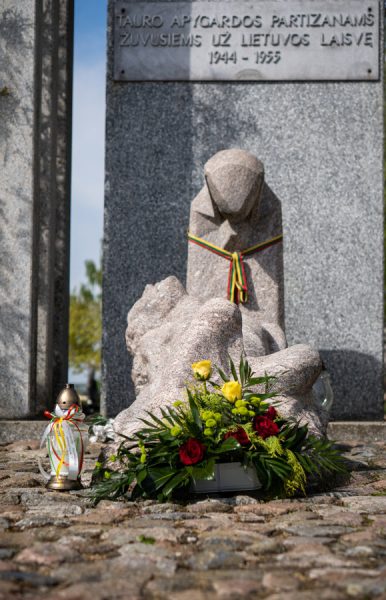 Partizanų pagerbimo, kariuomenės ir visuomenės vienybės diena Marijampolė