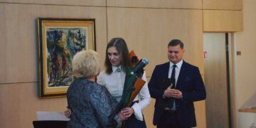 Apdovanoti nusipelnę Marijampolei asmenys