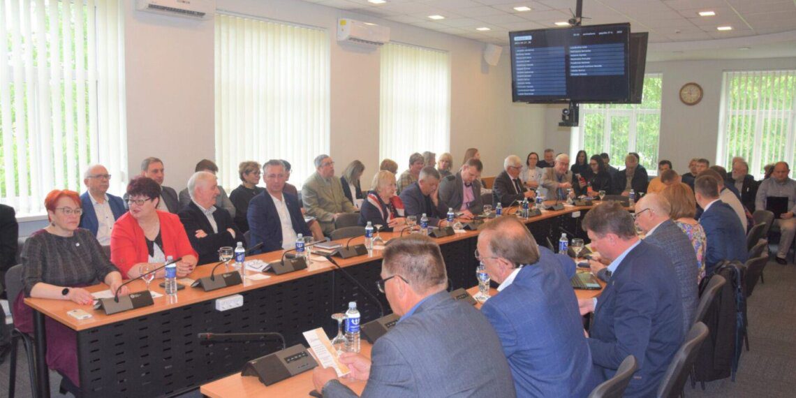 Įvyko gegužės mėnesio Vilkaviškio rajono savivaldybės tarybos posėdis