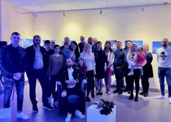 Vyko parodos „Jūra visada reiškia Viltį“ uždarymas