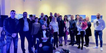 Vyko parodos „Jūra visada reiškia Viltį“ uždarymas