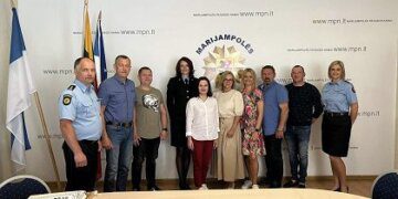 Įteiktos padėkos komisijos nariams