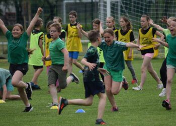 Vaikai itin džiaugėsi futbolu