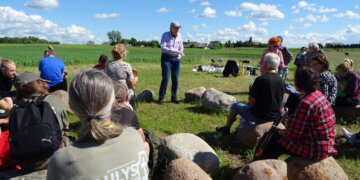 Vyko pėsčiųjų žygis sau ir Sūduvai