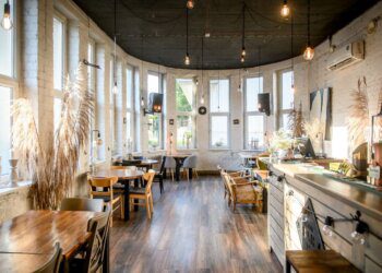 Naujas baras Marijampolėje – „KamBARys“