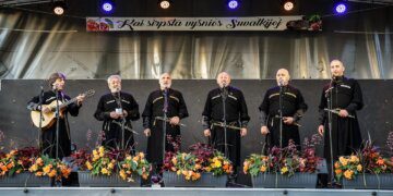 Muzikos festivalis Poezijos parke