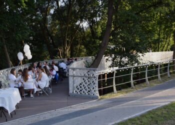 Vilkaviškiečius ir miesto svečius sukvietė „Baltų svajonių vakarienė“