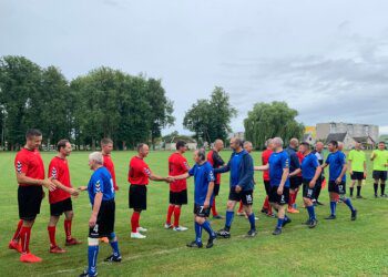 Gyvuojanti ilgametė futbolo tradicija