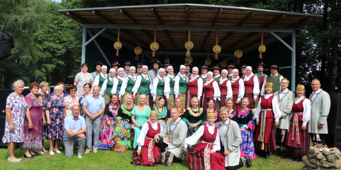 Igliaukoje - Žolinės atlaidai ir respublikinis šokių festivalis