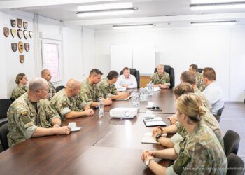 Marijampolėje ženkliai padaugėjo karių ir lankėsi Lietuvos kariuomenės vadas