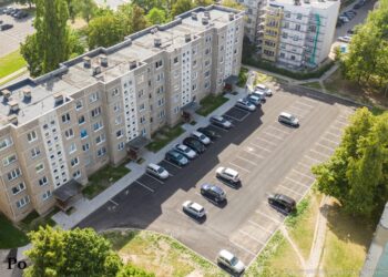 Renovuotos stovėjimo aikštelės