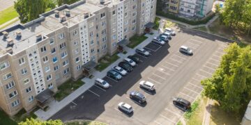 Renovuotos stovėjimo aikštelės