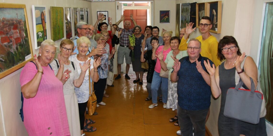 Vilkaviškio biblioteką aplankė svečiai iš Vilniaus kurčiųjų reabilitacijos centro