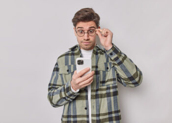 Dėl nekaltai atrodančio SMS – 6000 Eur nuostolis