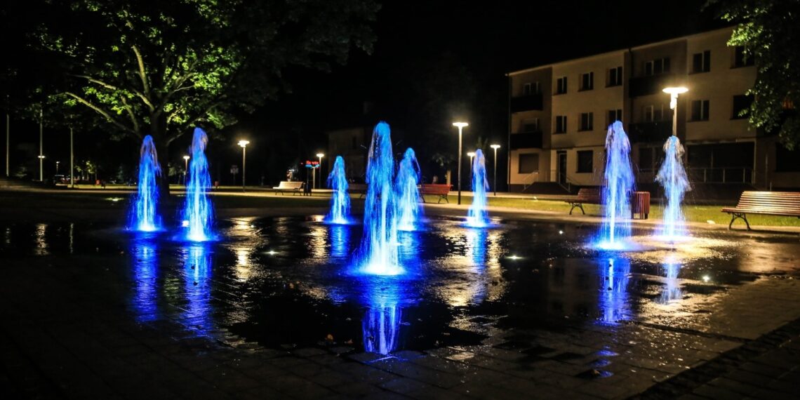 Bus išjungiamas Vilkaviškio fontanas ir reguliuojamas apšvietimo intensyvumas nakties metu