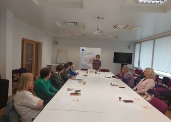 Bibliotekoje prasidėjo Kūrybiškumo ugdymo kursai!