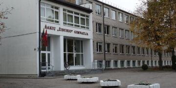 Šakių „Žiburio“ gimnazija paskirta 2023 m. brandos egzaminų bazine mokykla