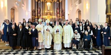 Seserų Švenčiausiosios Jėzaus širdies tarnaičių kongregacija įsijungė į Švenčiausiosios Mergelės Marijos nekaltojo prasidėjimo vargdienių seserų kongregaciją