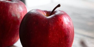 Obuolių fiesta virtuvėje: trys skanėstų idėjos, kaip pasidžiaugti obuolių derliumi šį rudenį