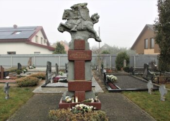 Aplankyti Marijampolei nusipelniusių asmenų kapai
