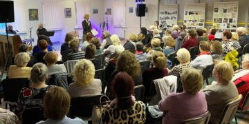 Kazlų Rūdoje vyko poetės Dalios Teišerskytės kūrybos vakaras