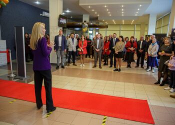 Kino teatras lankytojus pasitinka naujos kartu lazeriniu projektoriumi