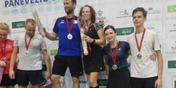 Kazlų Rūdos sporto centro badmintonininkas Matas Revinskas iš Aukštaitijos grįžo su apdovanojimu