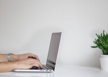 Nešiojamas kompiuteris