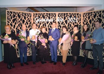 Renginyje „Gintarinė Bitė 2022“ pagerbtos nevyriausybinės organizacijos