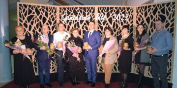 Renginyje „Gintarinė Bitė 2022“ pagerbtos nevyriausybinės organizacijos