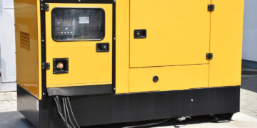 EP nariai ragina savivaldybių merus inicijuoti generatorių Ukrainai pirkimą