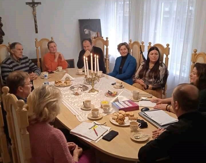 Įvyko Vilkaviškio vyskupijos dekanatų šeimos centrų vadovų posėdis