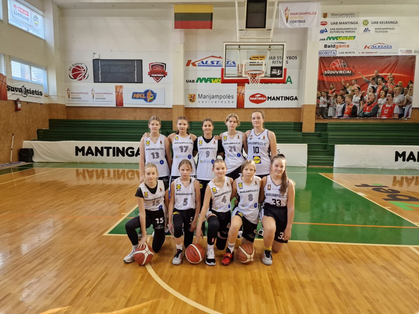 Merginų pergalė MKL čempionate