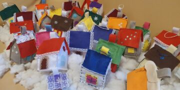 Prezidentūros kalėdinę eglę papuoš ir Kalvarijos įstaigų gaminti žaisliukai