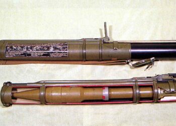 Miške, šalia Salaperaugio kaimo, rasti daiktai panašūs į sprogmenis