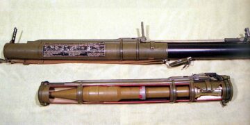 Miške, šalia Salaperaugio kaimo, rasti daiktai panašūs į sprogmenis