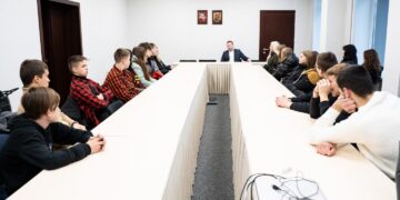 Susitikime su meru gimnazistai smalsavo, ką reiškia būti vadovu ir politiku