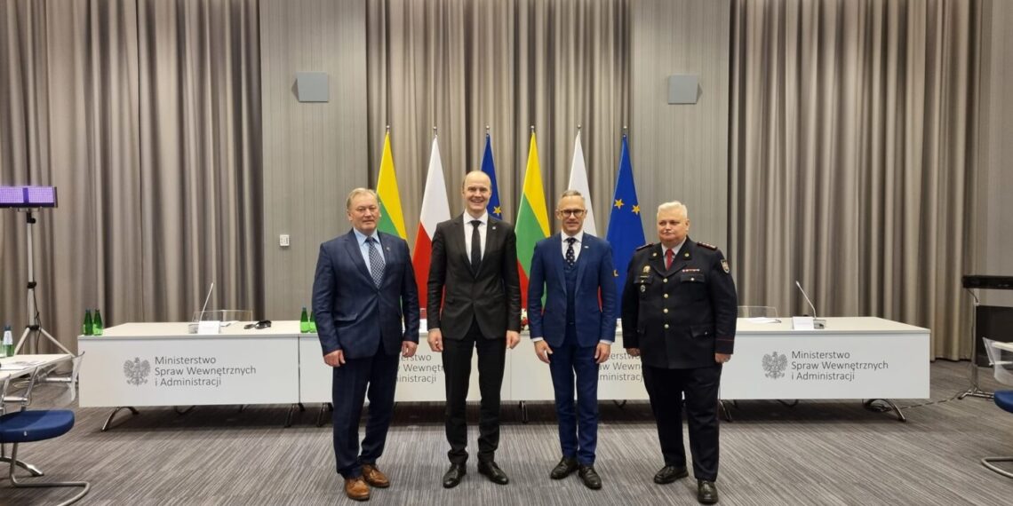 Varšuvoje vyksta Lietuvos ir Lenkijos tarpvyriausybinės bendradarbiavimo per sieną komisijos posėdis