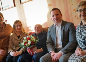 100 metų jubiliejaus proga pasveikintas marijampolietis Motiejus Evaristas Matulevičius