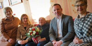 100 metų jubiliejaus proga pasveikintas marijampolietis Motiejus Evaristas Matulevičius