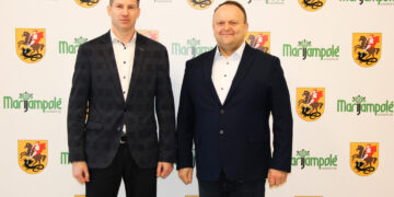 P. Marozas (iš kairės) ir E. Razvickas @ soc. tinklo foto